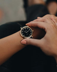 CORNICHE Heritage 36 Yellow Gold / Black Dial